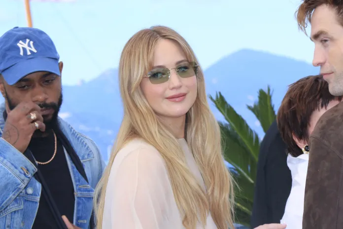 78ème FESTIVAL DE CANNES _ LE REGARD DE MATHILDE VIGNAL…… Samedi 17 mai