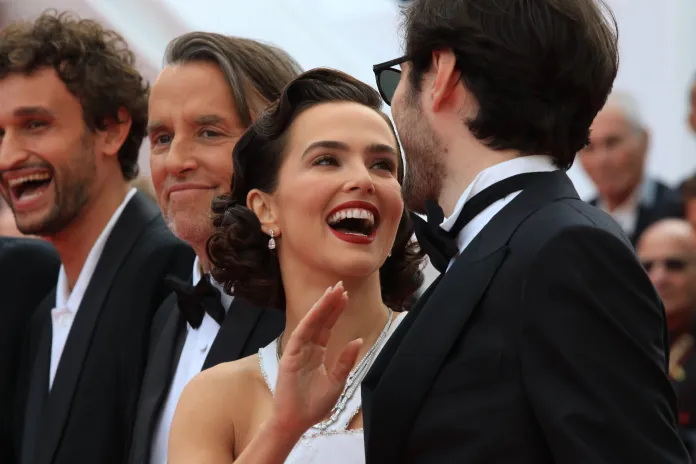 78ème FESTIVAL DE CANNES _ LE FESTIVAL COMME SI VOUS Y ÉTIEZ…… Dimanche 18 mai