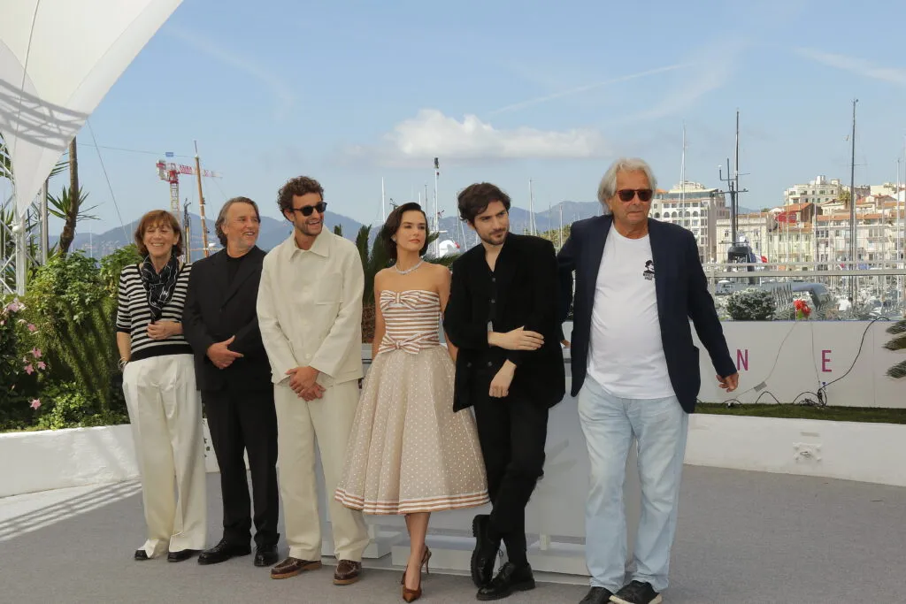 25_18_06_Aubry-Dullin-Richard-Linklater-Zoey-Deutch-and-Guillaume-Marbeck-1024x683
